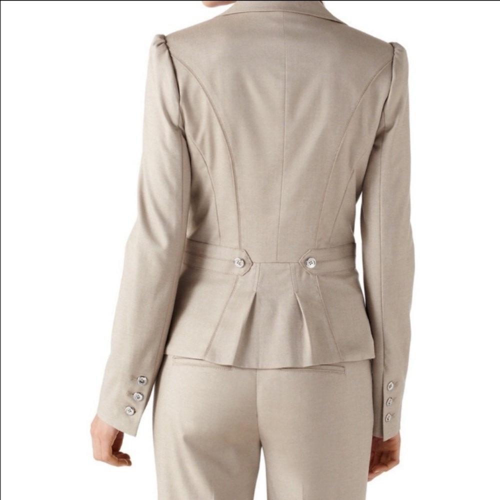 NWT WHBM 🔥pleated blazer. - Picture 2 of 3